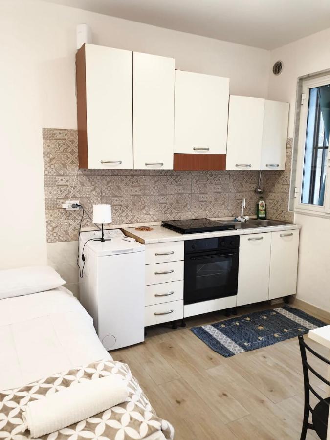 Mini Loft - Bari Centro - A Due Passi Dal Mare Apartment Екстериор снимка
