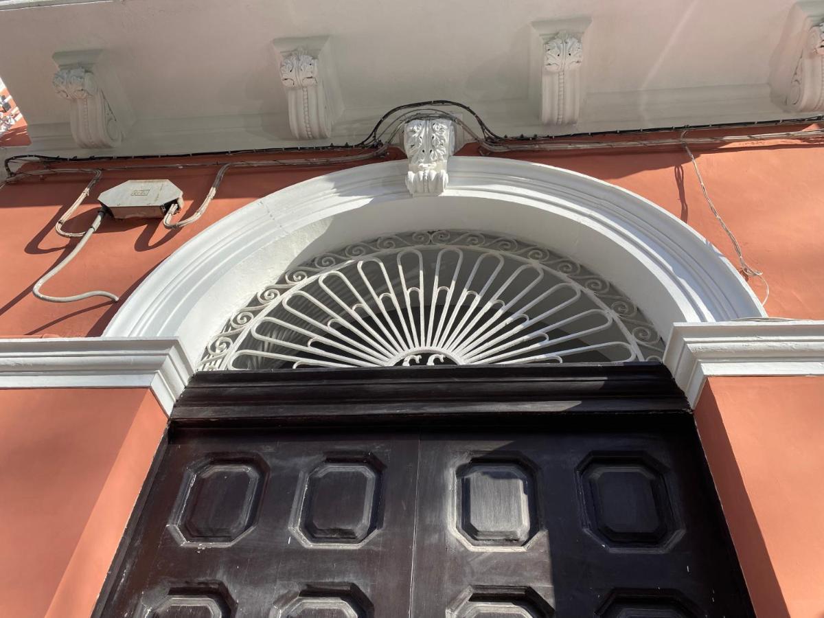 Mini Loft - Bari Centro - A Due Passi Dal Mare Apartment Екстериор снимка