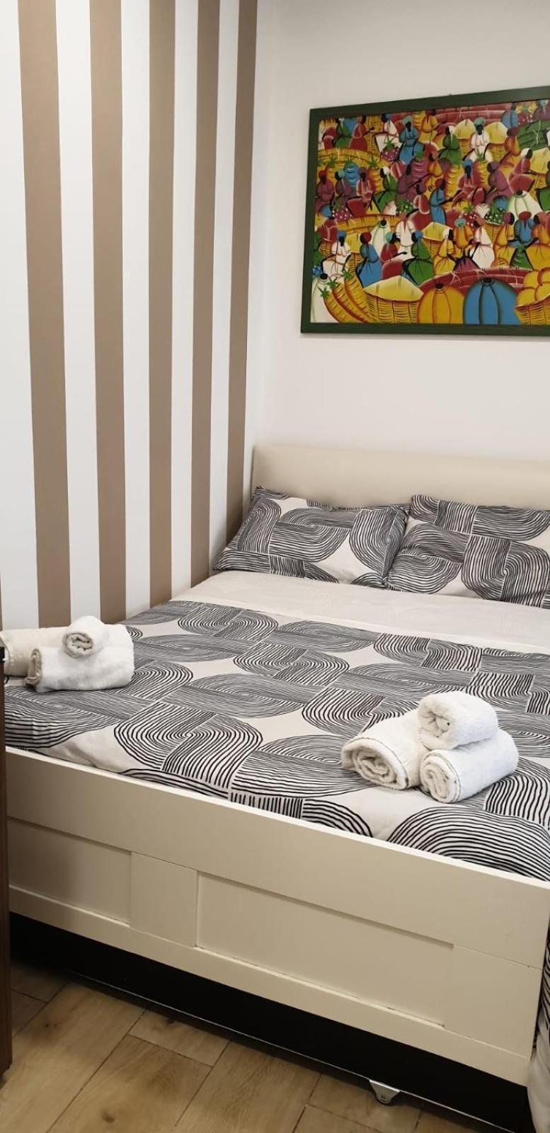Mini Loft - Bari Centro - A Due Passi Dal Mare Apartment Екстериор снимка